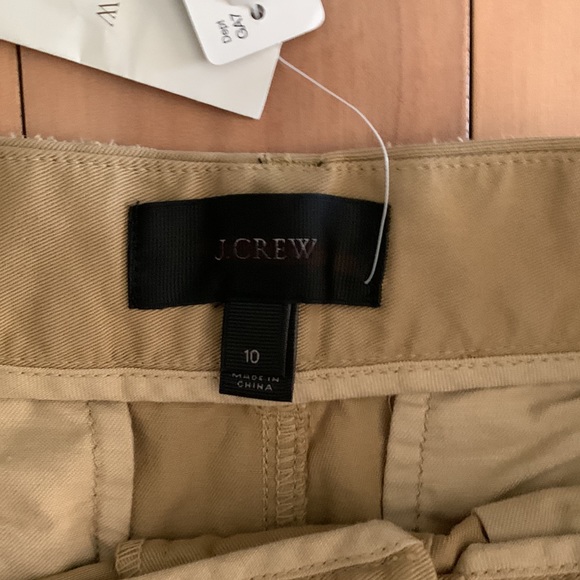 JCrew cotton pants in tan khaki color bottoned fly . Size 10 - Picture 4 of 11